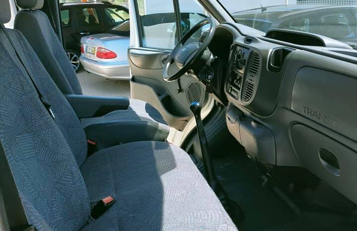 Ford Transit completo