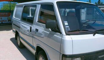Toyota Hiace completo
