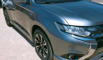 Mitsubishi Outlander PHEV completo
