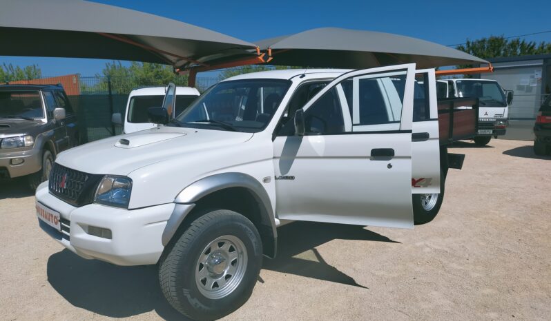 Mitsubishi L200 completo