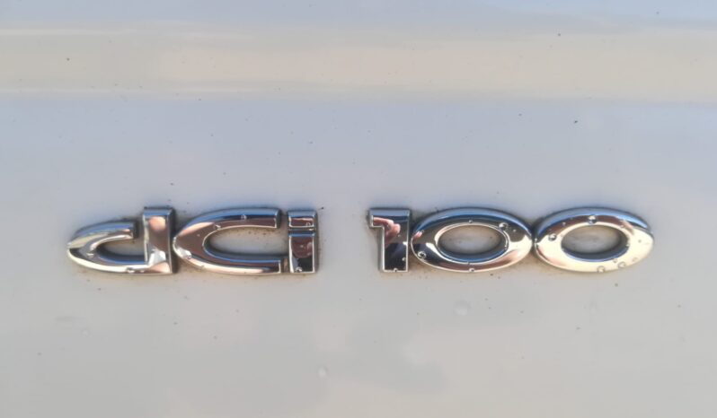 Renault Traffic (9 Lugares) completo