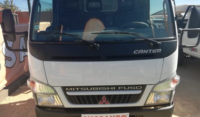 Mitsubushi Canter Fuso completo