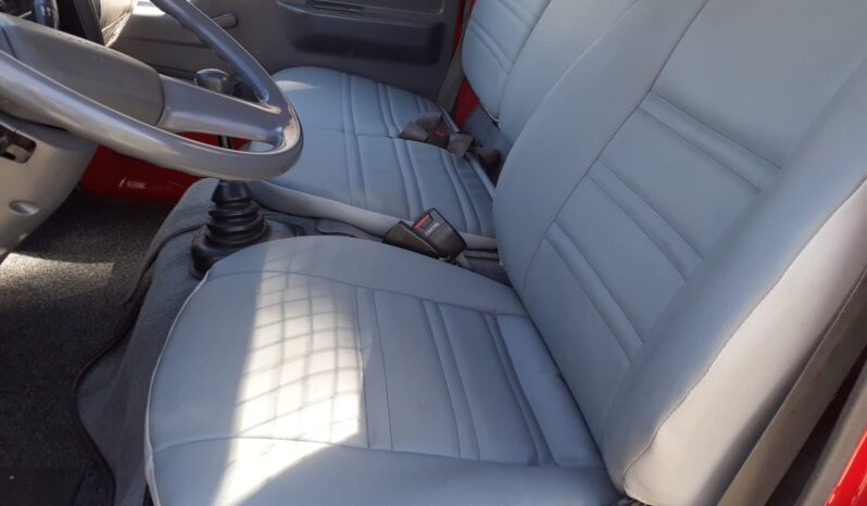 Toyota Dyna completo