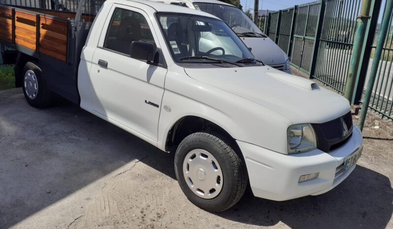 Mitsubishi L200 (3 Lugares) completo