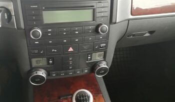 Volkswagen Touareg completo