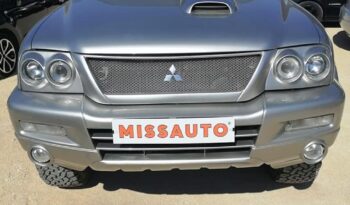 Mitsubishi L200 Strakar WorldCup completo