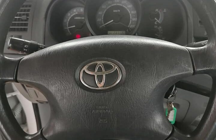 Toyota Hyllux 2.5D-4D completo