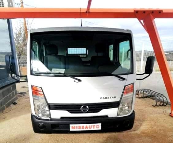NISSAN CABSTAR (CABINE DUPLA 6-LUGARES) completo