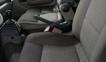 NISSAN CABSTAR (CABINE DUPLA 6-LUGARES) completo