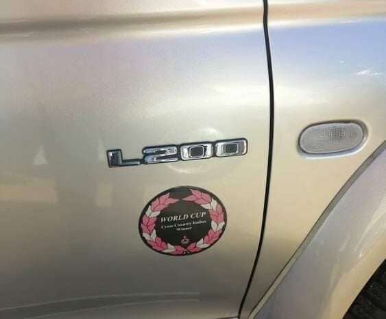 MITSUBISHI STRAKAR L200 WORLD CUP completo