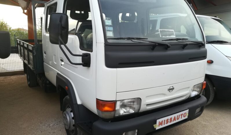 NISSAN CABSTAR (CABINE DUPLA) completo