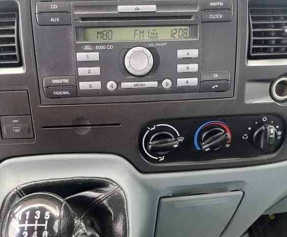 FORD TRANSIT (TRIBASCULANTE 3 LUGARES COM AC) completo