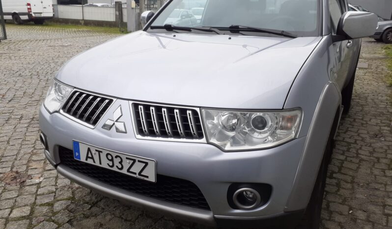 MITSUBISHI L200 4×4 (KING CAB 4 LUGARES) completo