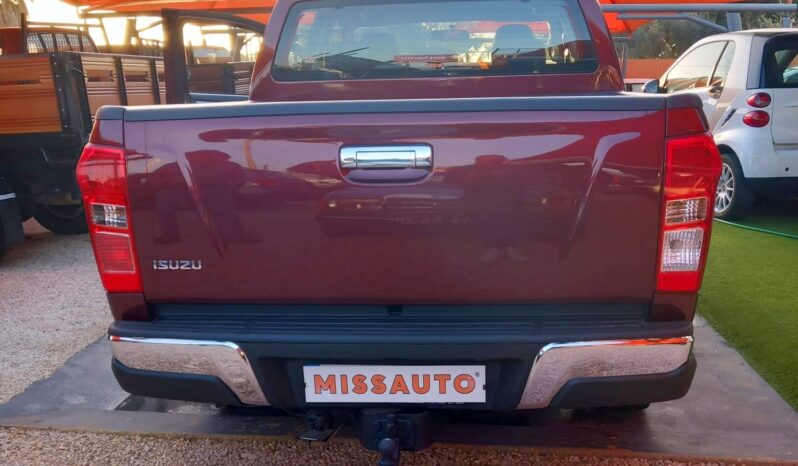 ISUZU D-MAX 4X4 completo