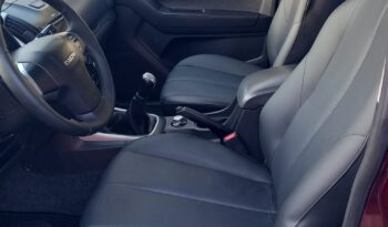 ISUZU D-MAX 4X4 completo