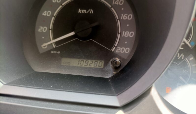 TOYOTA HILUX D-4D 4X4 completo