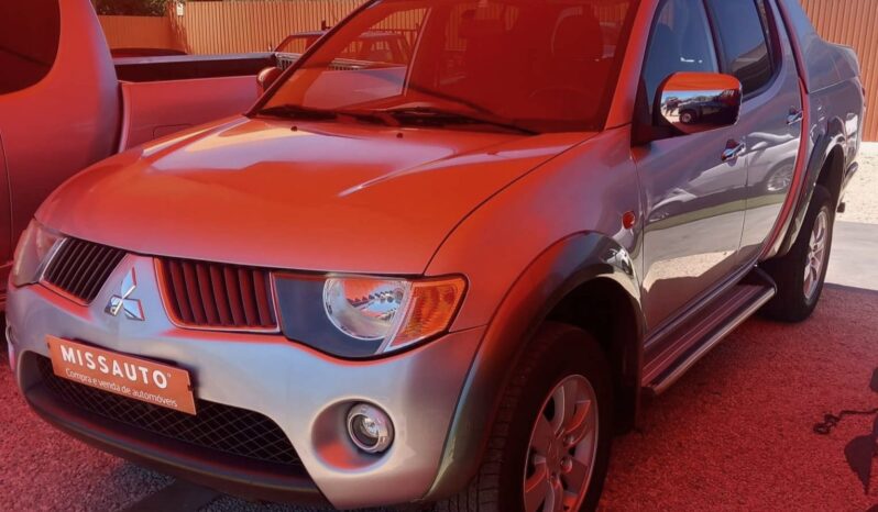 MITSUBISHI L200 2.5 DI-D 4WD completo