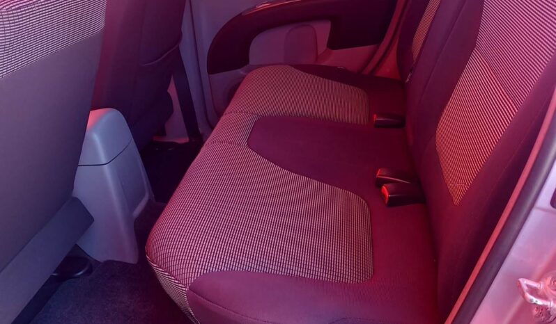 MITSUBISHI L200 2.5 DI-D 4WD completo