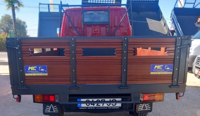 TOYOTA DYNA 150 completo