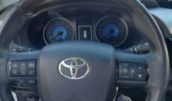 TOYOTA HILUX D-4D 4X4 completo