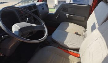 TOYOTA DYNA 150 (CABINE DUPLA TRI BASCULANTE) completo