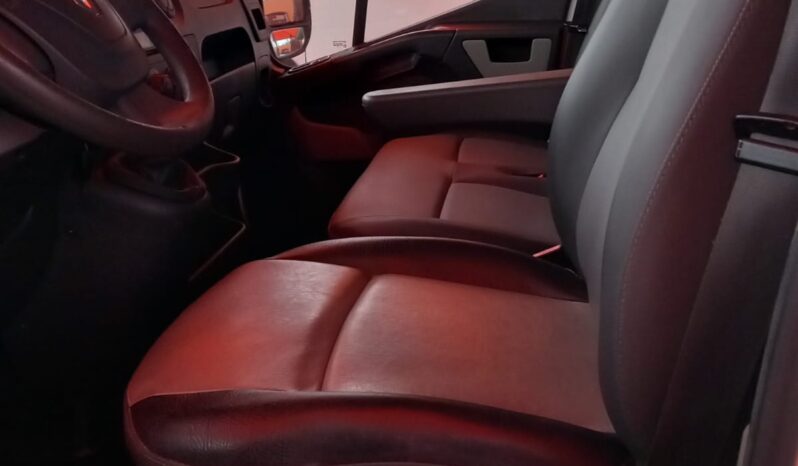 RENAULT MASTER 2.3 DCI (CABINE DUPLA) completo