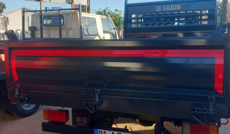 TOYOTA DYNA 3.0 D4D (CABINE DUPLA 6 LUGARES TRI BASCULANTE) completo