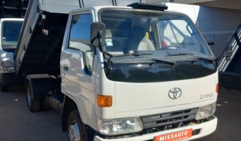 TOYOTA DYNA 150 3.0 (CAIXA TRI BASCULANTE) completo