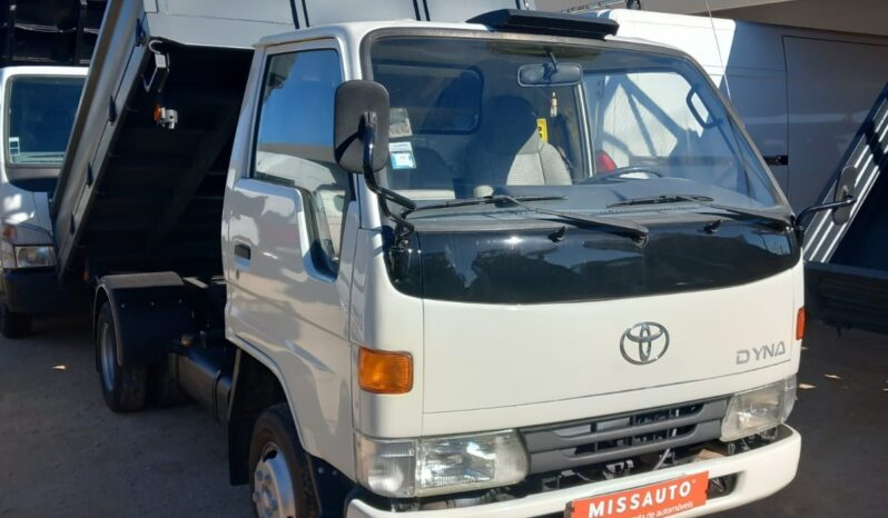 TOYOTA DYNA 150 3.0 (CAIXA TRI BASCULANTE) completo