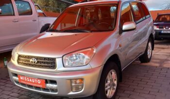 TOYOTA RAV4 4×4 completo