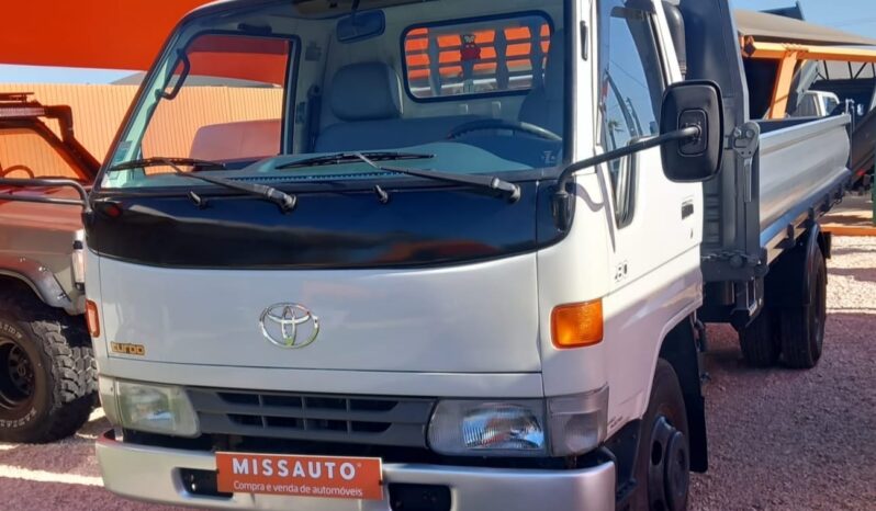 TOYOTA DYNA 280 TURBO (TRI BASCULANTE) completo