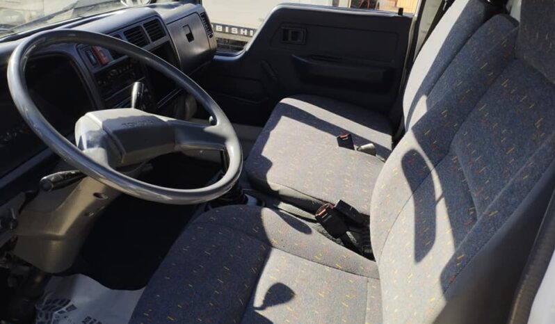 TOYOTA DYNA (CAIXA TRI BASCULANTE) completo