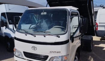 TOYOTA DYNA (CAIXA BASCULANTE) completo