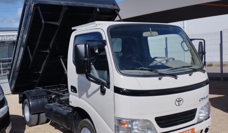 TOYOTA DYNA (CAIXA BASCULANTE) completo
