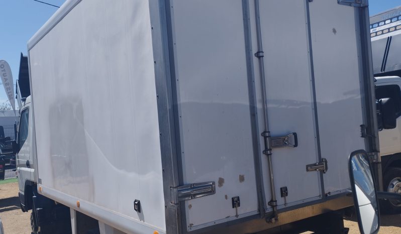 MITSUBISHI CANTER FUSO 3.0 DI-D (COM FRIO) completo