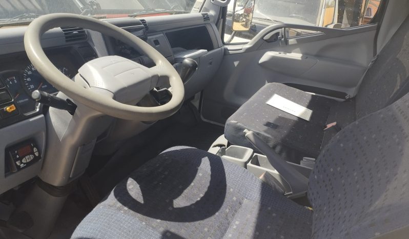 MITSUBISHI CANTER FUSO 3.0 DI-D (COM FRIO) completo