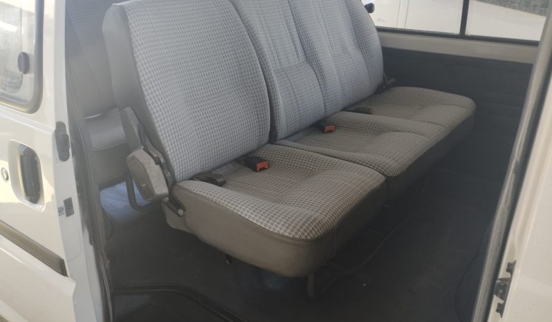 MITSUBISHI L300 (9 LUGARES) completo