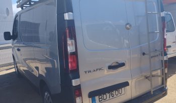 RENAULT TRAFIC completo