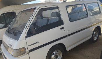 MITSUBISHI L300 (9 LUGARES) completo