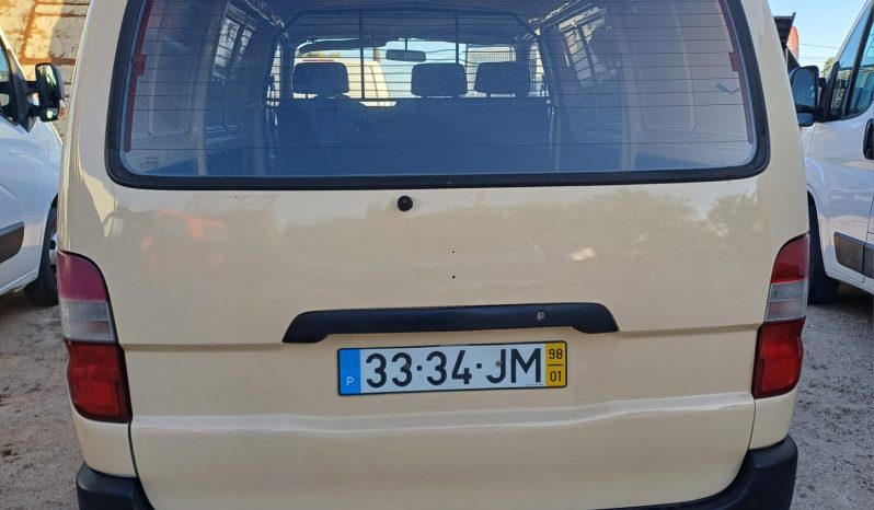 TOYOTA HIACE ( 3 LUGARES ) completo