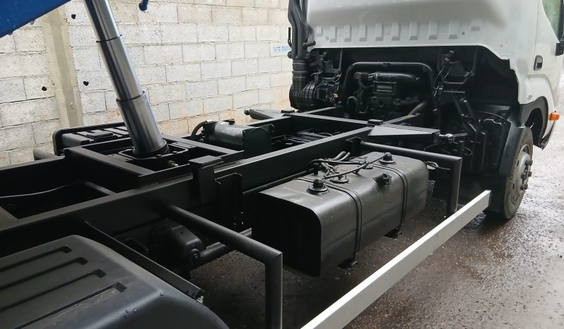 TOYOTA DYNA L 4.0 D4D (Pesada , Caixa Tri Basculante) completo